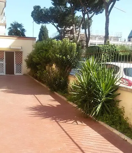 La Casetta Gialla Di Edoardo Апартаменты *